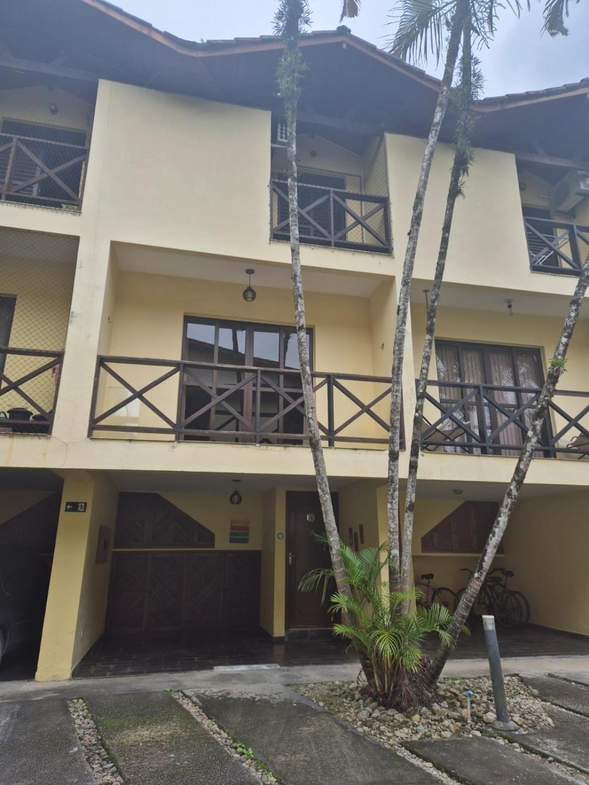 Casa 7 Em Ubatuba No Centro Condominio Com Piscina E Churrasqueira エクステリア 写真