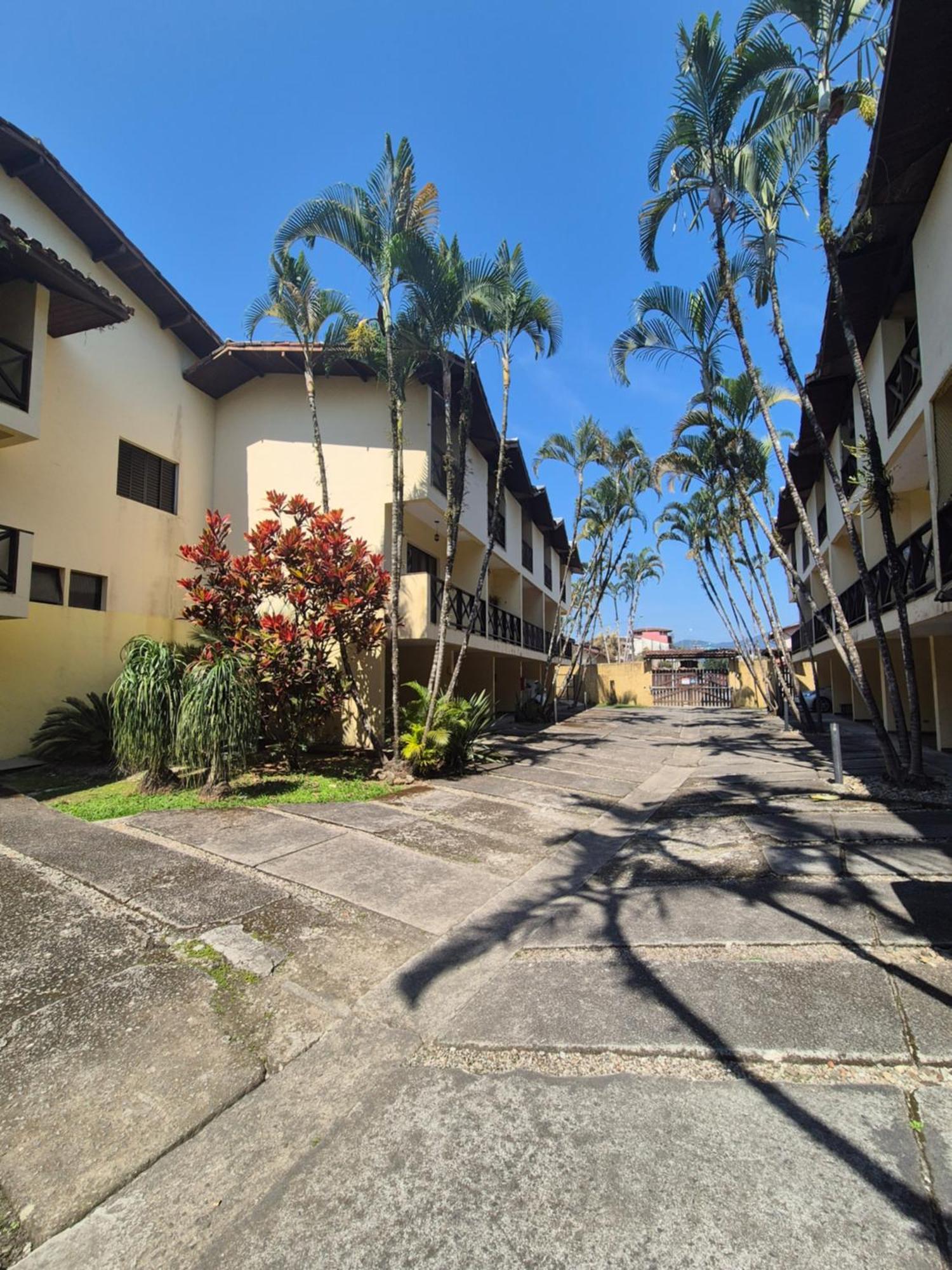Casa 7 Em Ubatuba No Centro Condominio Com Piscina E Churrasqueira エクステリア 写真